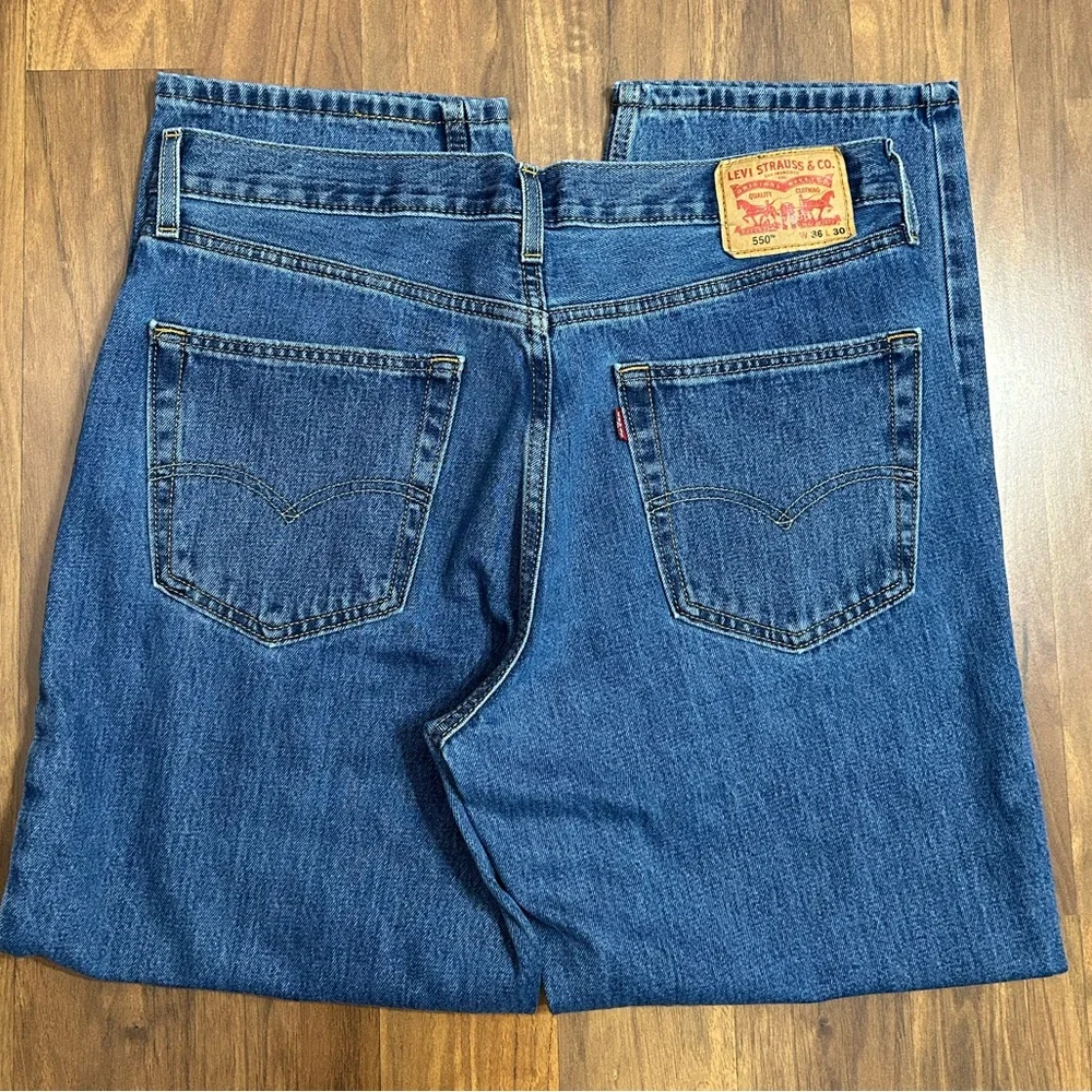 Levi's Men's 550 Relaxed Jeans - Classic Blue Size W36 L30